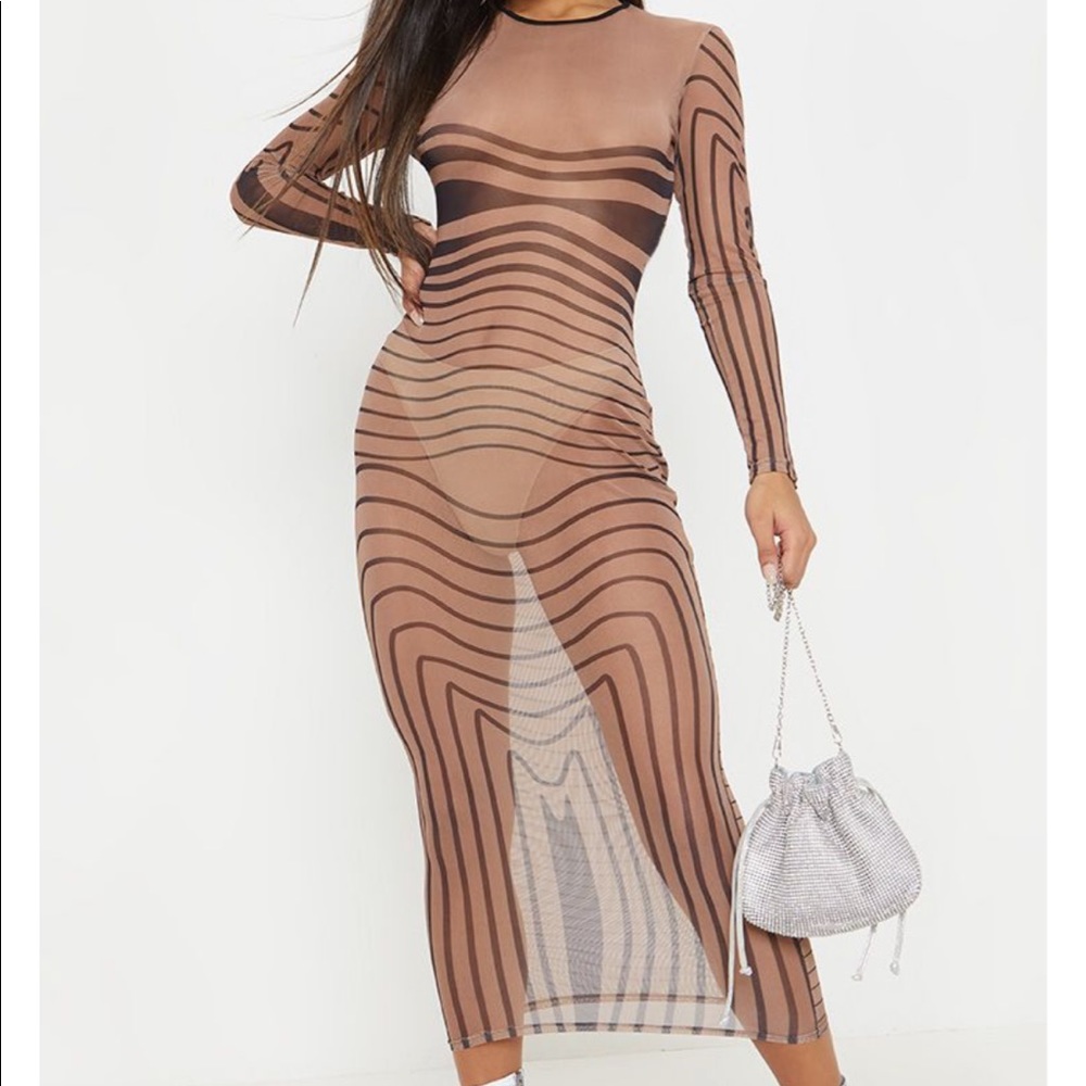 Brown mesh pattern dress